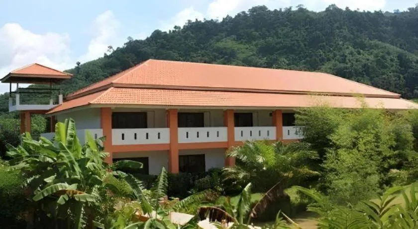 Khaolak Palm Hill Resort