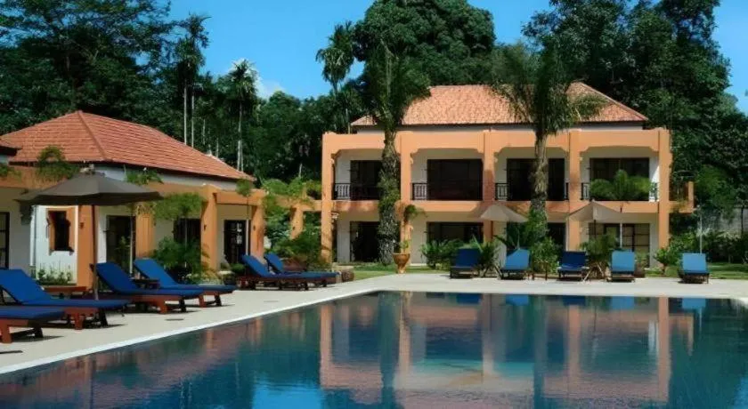 Khaolak Palm Hill Resort