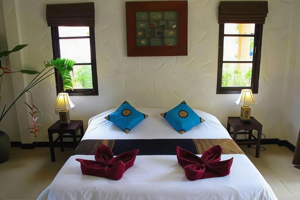 Bed in Khaolak Palm Hill Resort