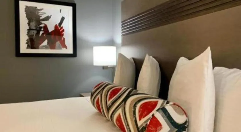 Bed in Pacific Motor Inn