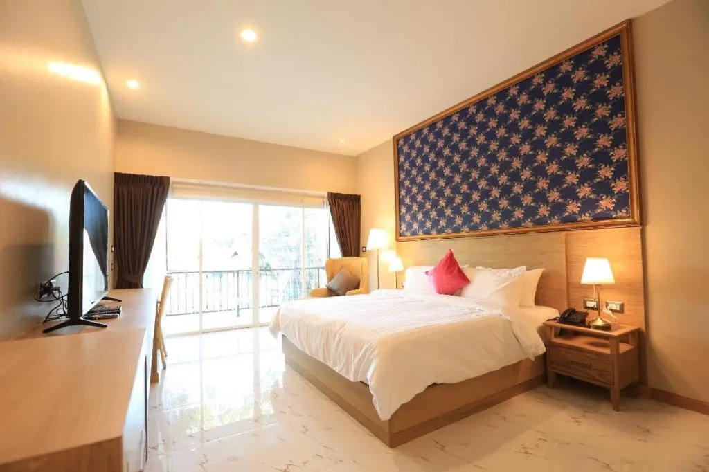 Bed in Amarin Resort