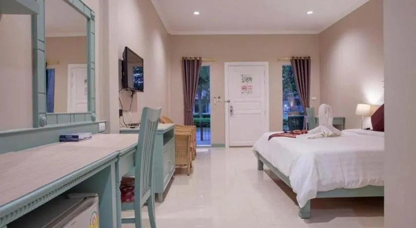 Bed in Amarin Resort