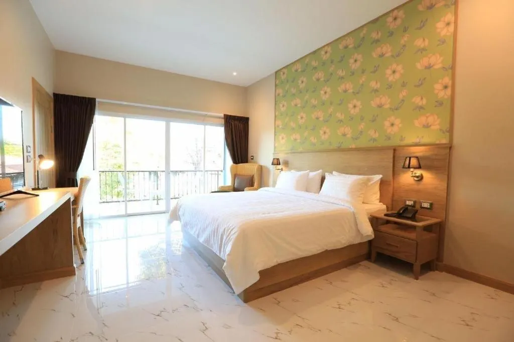 Bed in Amarin Resort