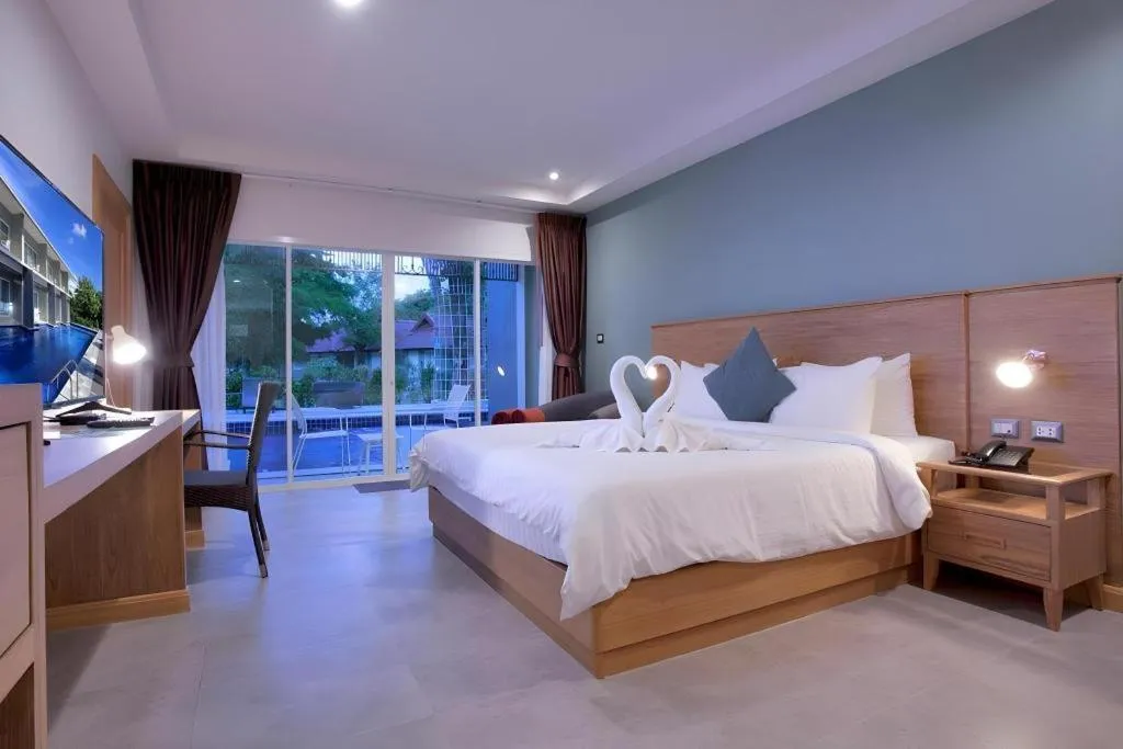 Bed in Amarin Resort