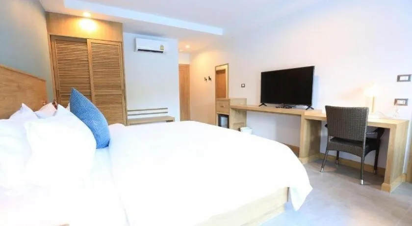 Bed in Amarin Resort