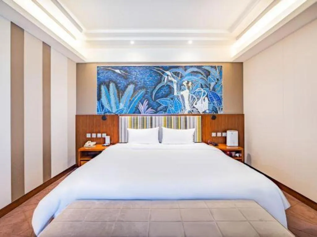 Bed in Grand Skylight Catic Hotel