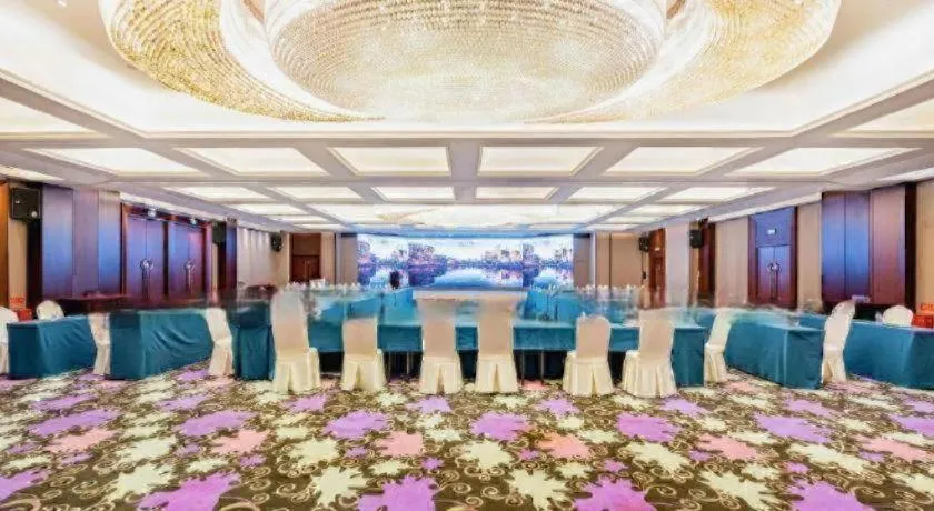 Grand Skylight Catic Hotel