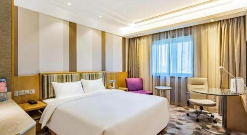 Bed in Grand Skylight Catic Hotel