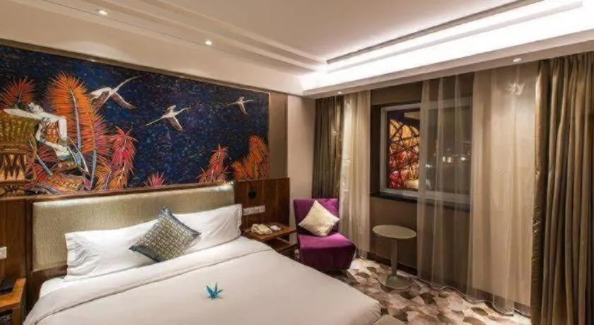 Bed in Grand Skylight Catic Hotel