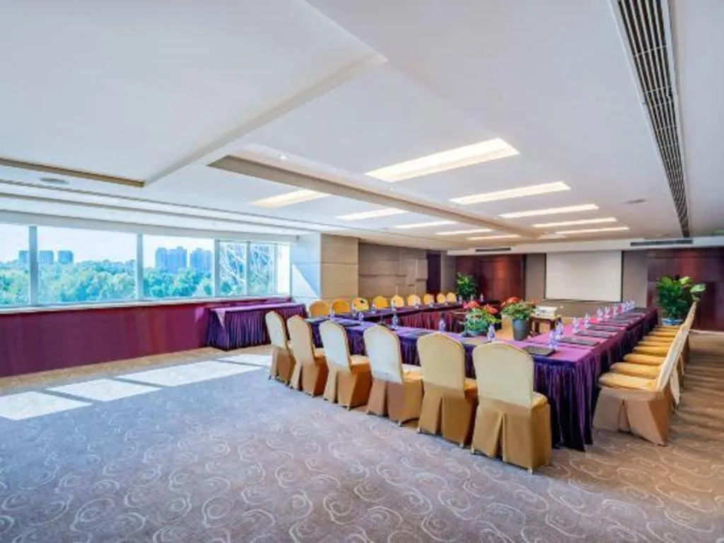 Grand Skylight Catic Hotel