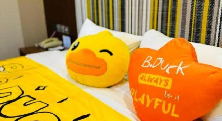 Bed in Grand Skylight Catic Hotel