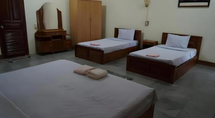 Bed in Champa Residence Hotel