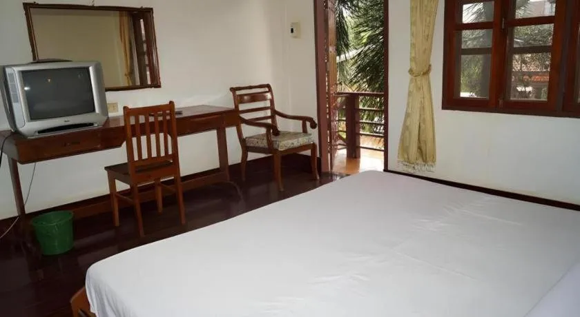 Bed in Champa Residence Hotel