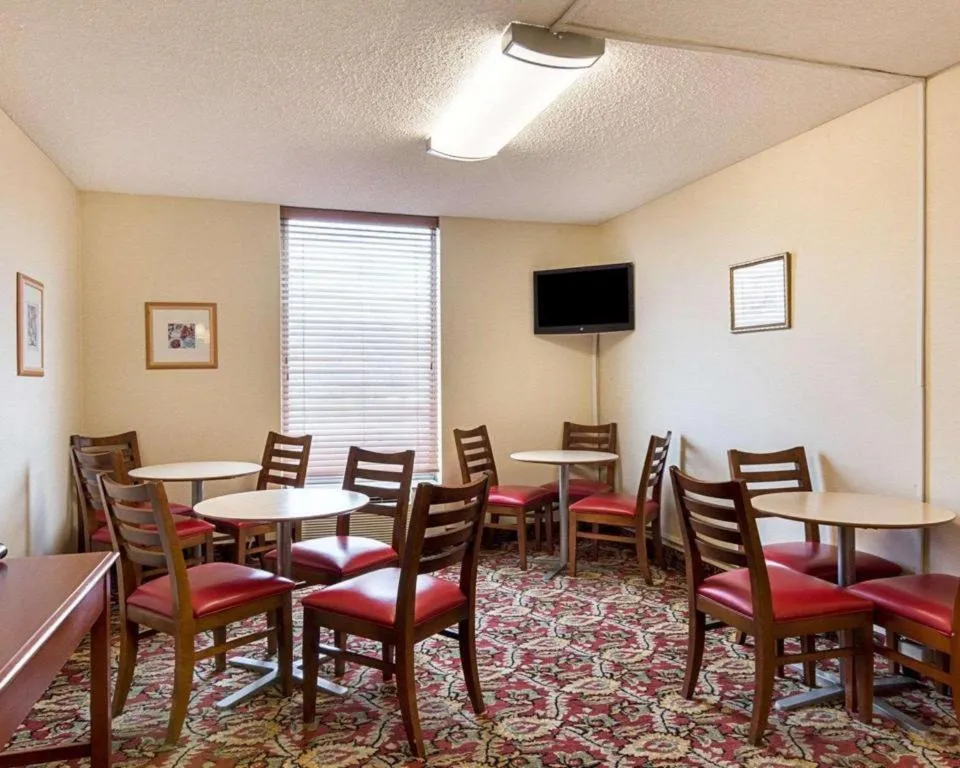 Econo Lodge Near Quantico Marine Base