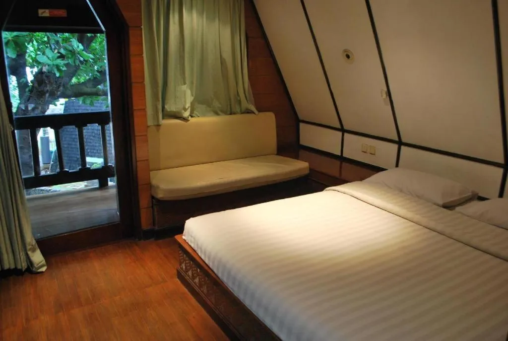 Bed in Putri Duyung Ancol