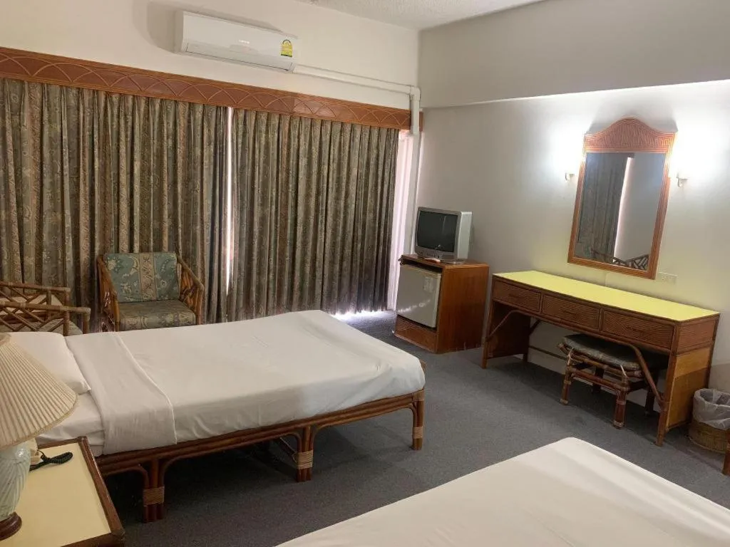 Bed in Pailyn Phitsanulok Hotel