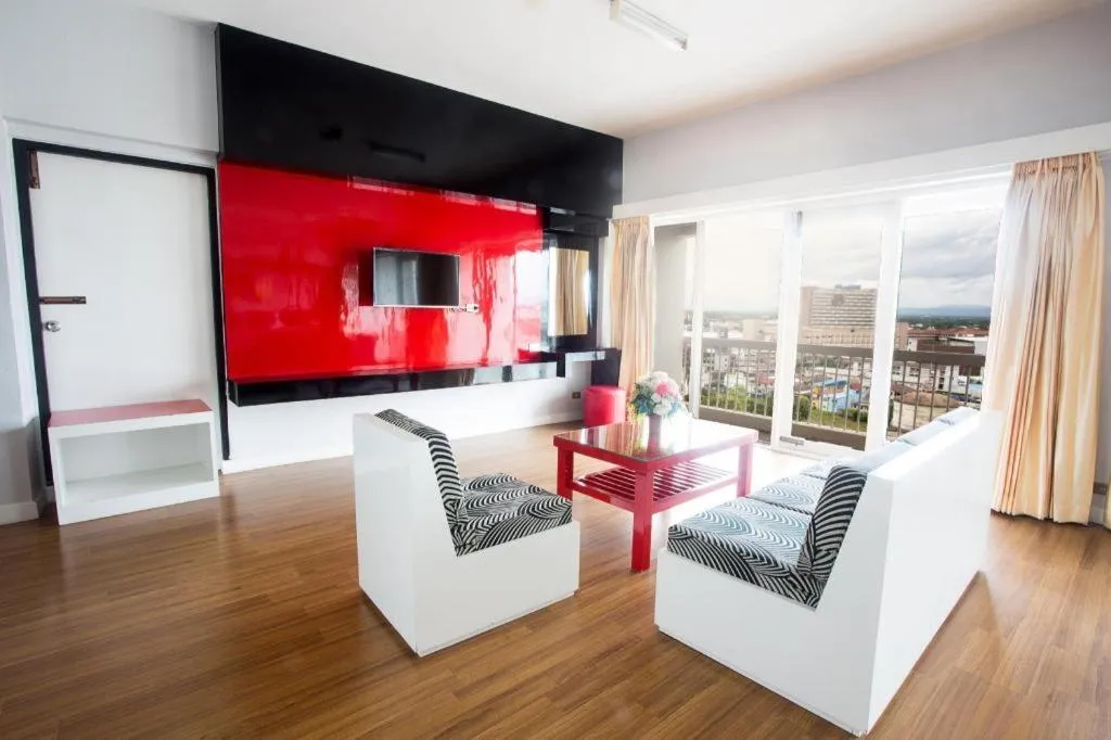 Pailyn Phitsanulok Hotel