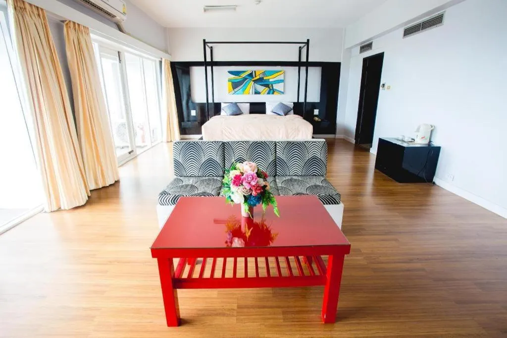 Pailyn Phitsanulok Hotel