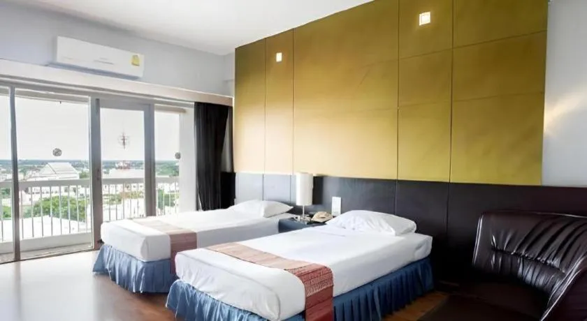 Bed in Pailyn Phitsanulok Hotel