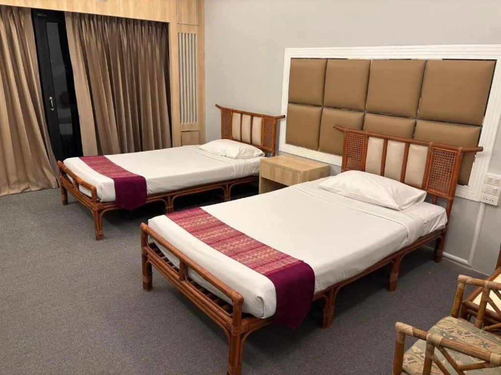 Bed in Pailyn Phitsanulok Hotel