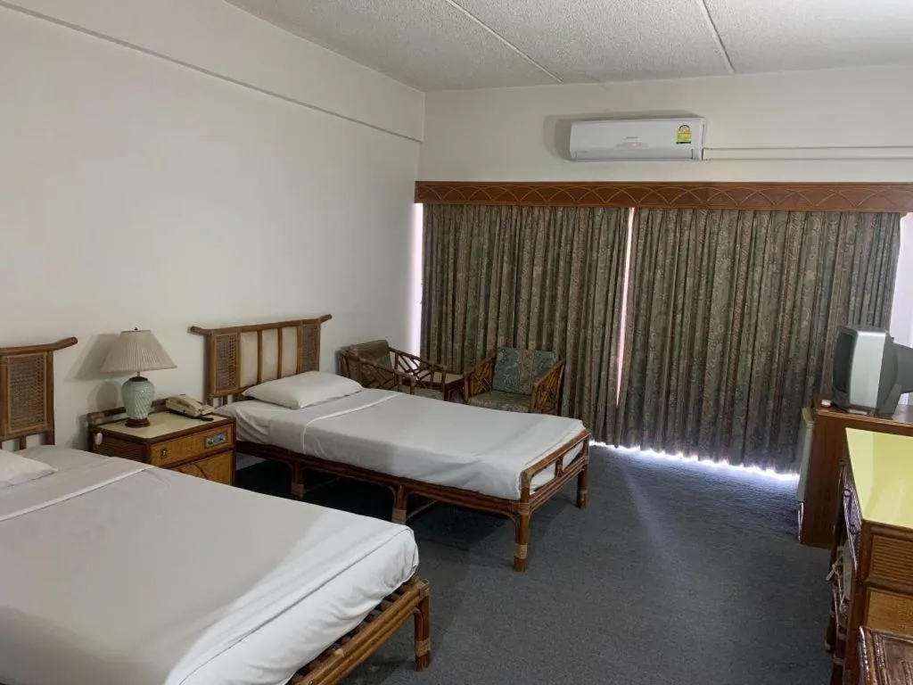 Bed in Pailyn Phitsanulok Hotel