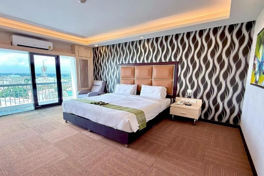 Bed in Pailyn Phitsanulok Hotel