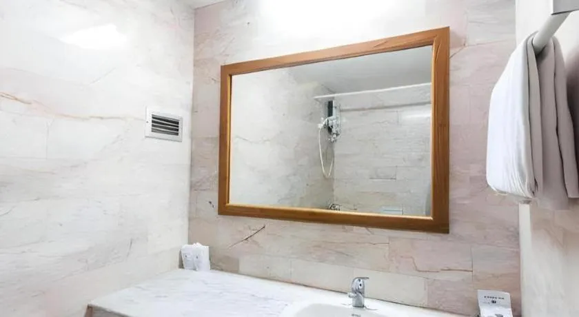 Pailyn Phitsanulok Hotel