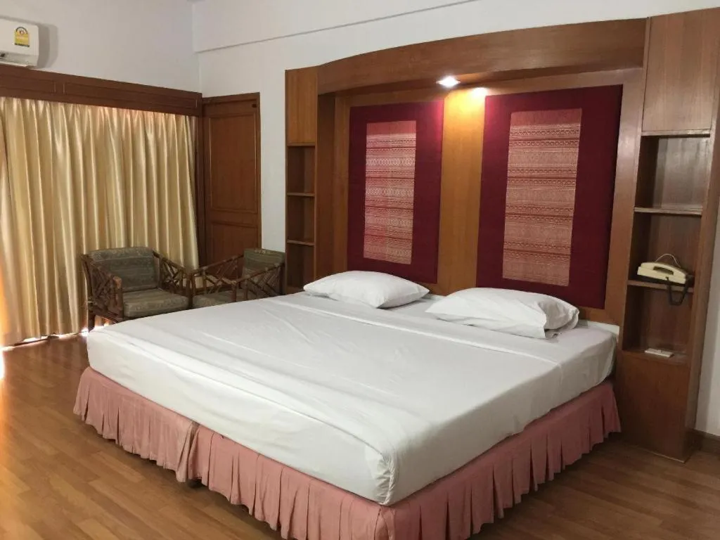 Bed in Pailyn Phitsanulok Hotel