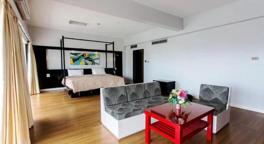 Bed in Pailyn Phitsanulok Hotel