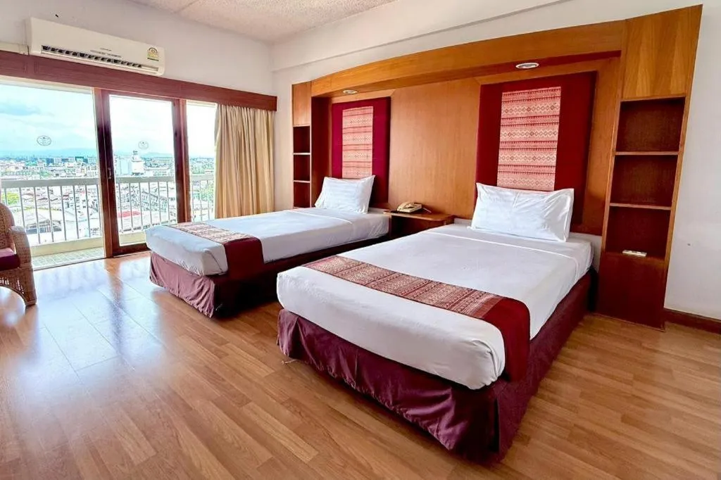 Bed in Pailyn Phitsanulok Hotel