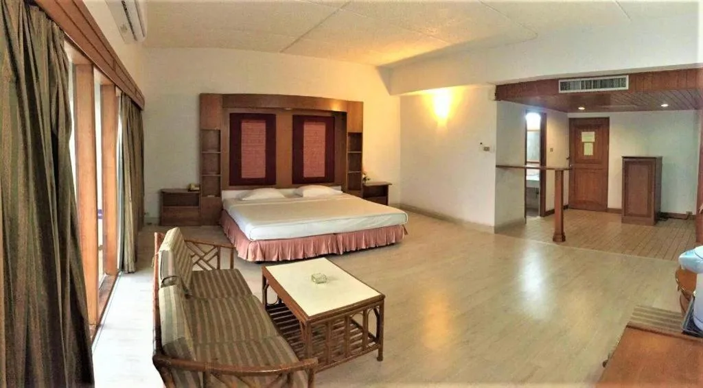 Bed in Pailyn Phitsanulok Hotel