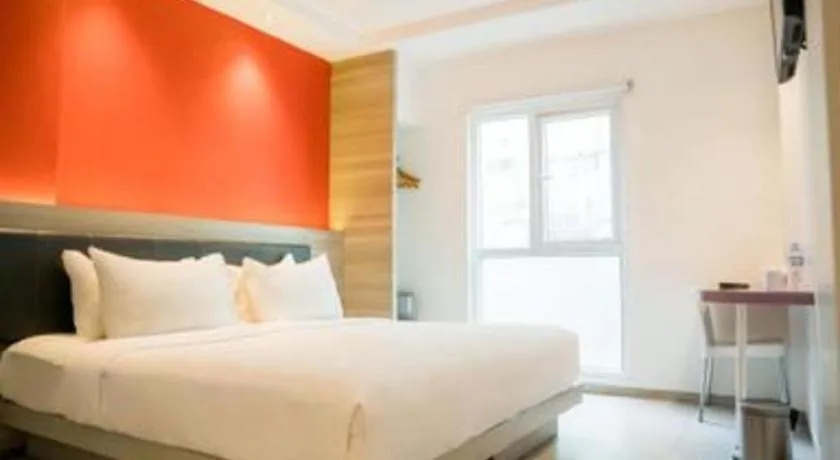 Bed in Amaris Hotel Ambon