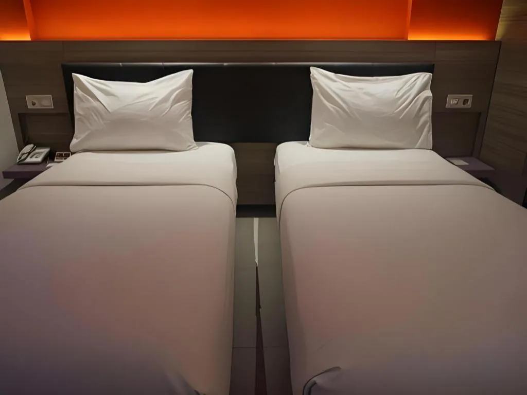 Bed in Amaris Hotel Ambon