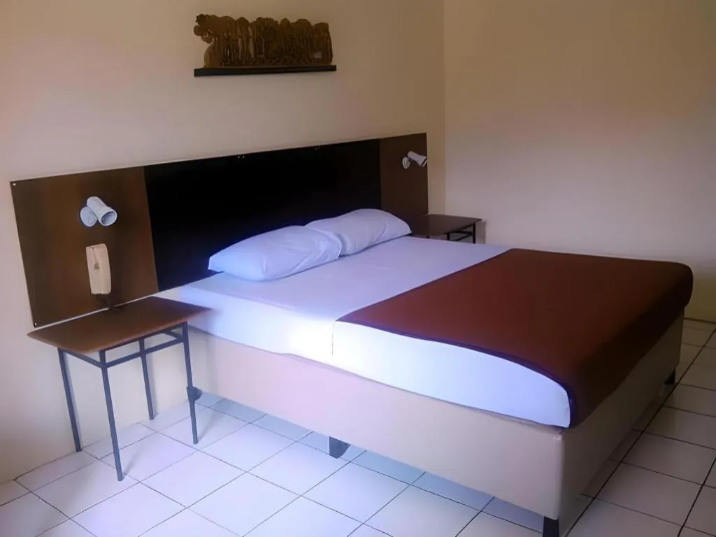 Bed in Hotel Augusta Garut