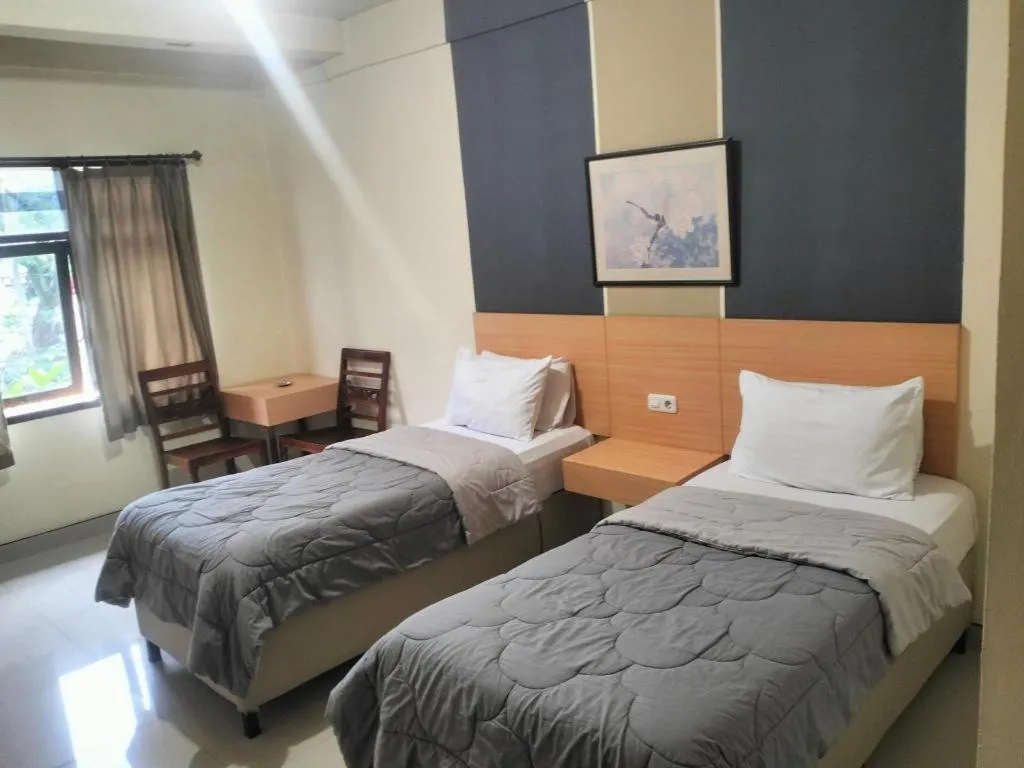 Bed in Hotel Augusta Garut