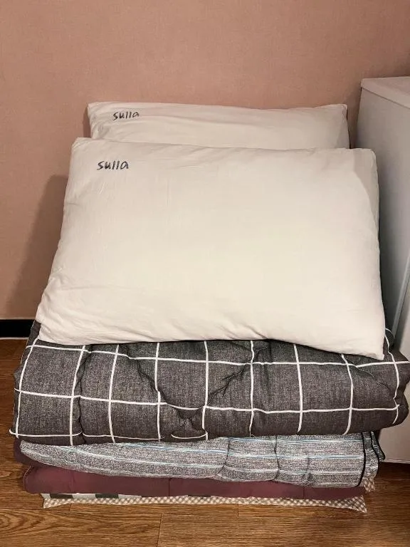 Bed in SULLA STAY