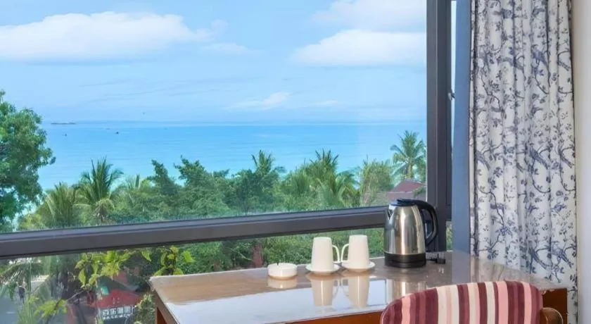 Sanya Luyi Sea View Hotel