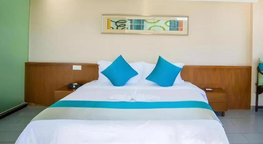 Bed in Sanya Luyi Sea View Hotel