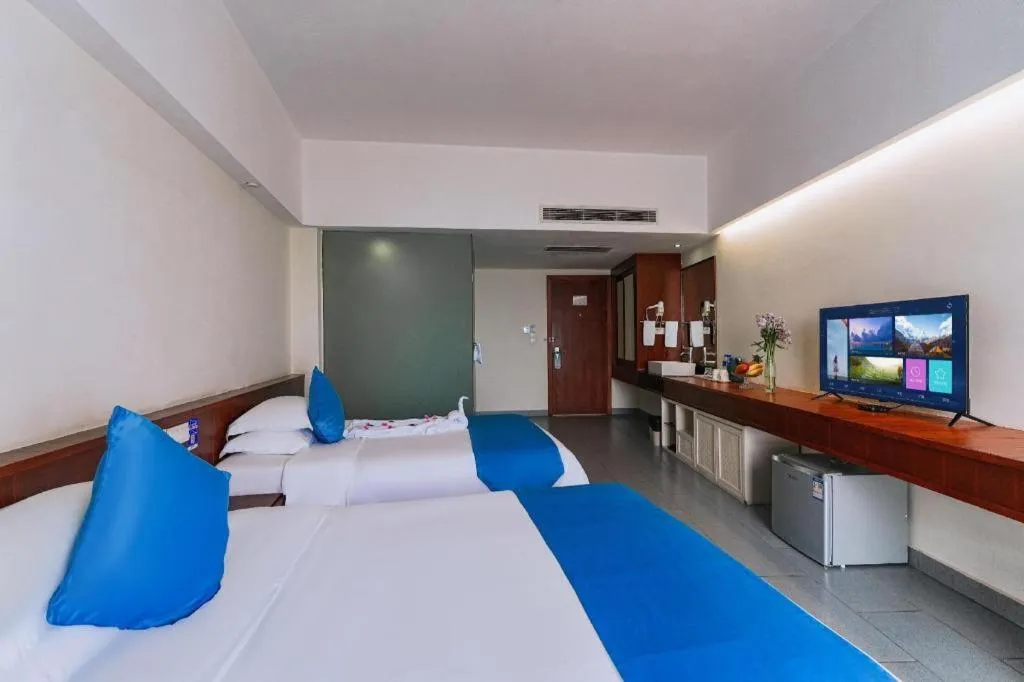 Bed in Sanya Luyi Sea View Hotel