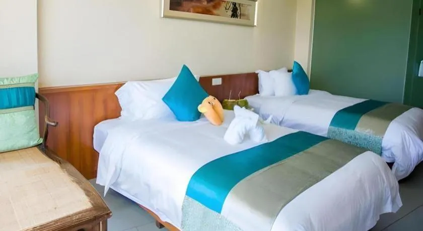 Bed in Sanya Luyi Sea View Hotel