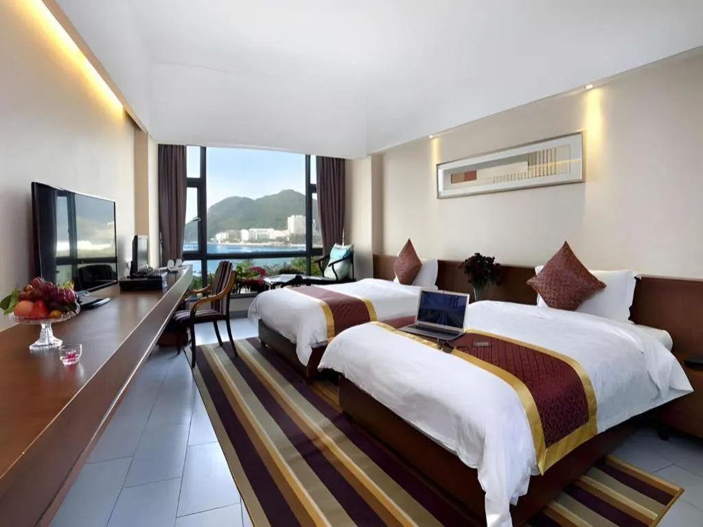 Bed in Sanya Luyi Sea View Hotel
