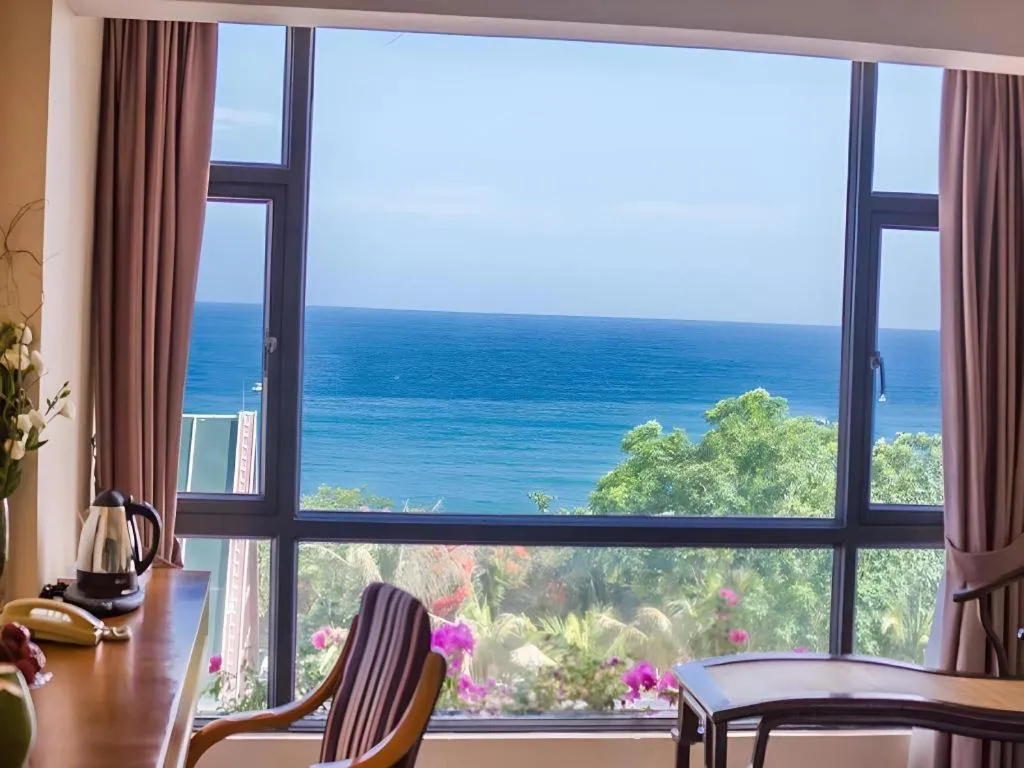 Sanya Luyi Sea View Hotel