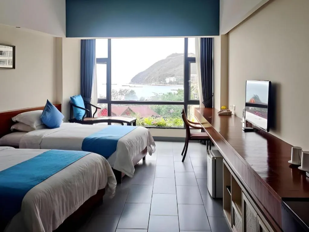 Bed in Sanya Luyi Sea View Hotel