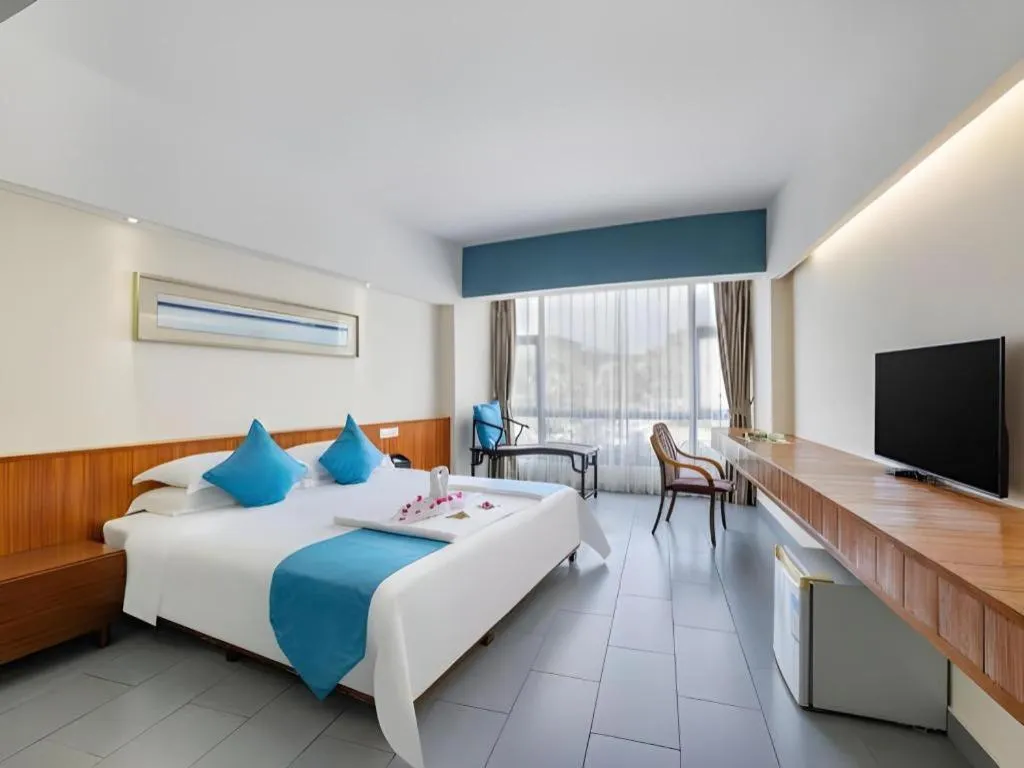 Bed in Sanya Luyi Sea View Hotel