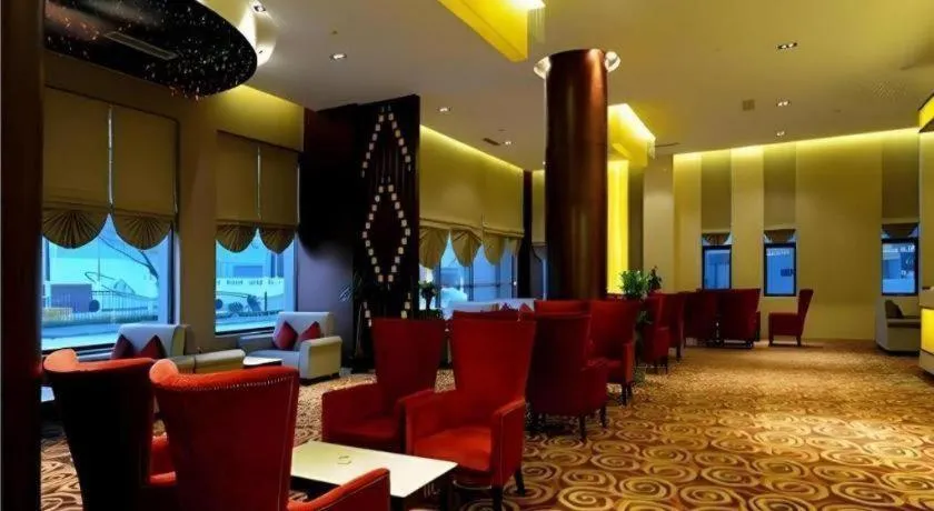 Paradise Jinjiang Hotel