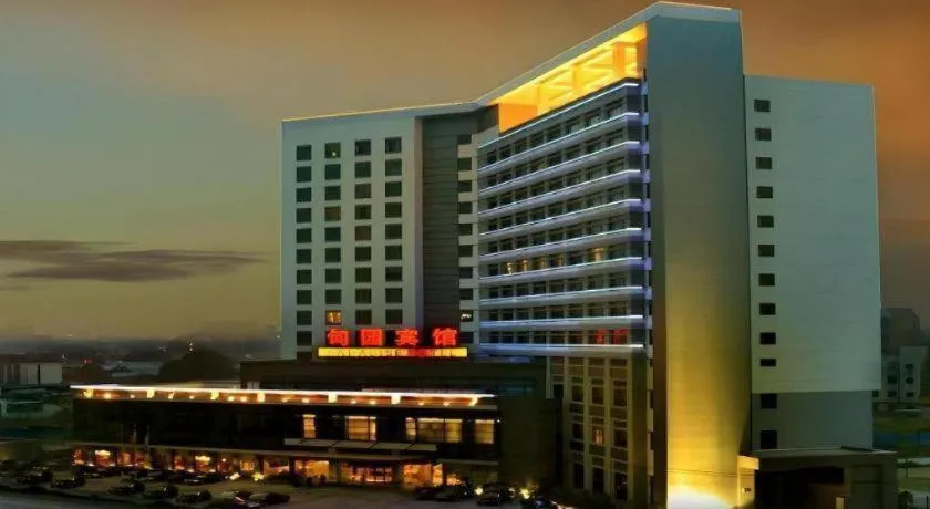 Paradise Jinjiang Hotel