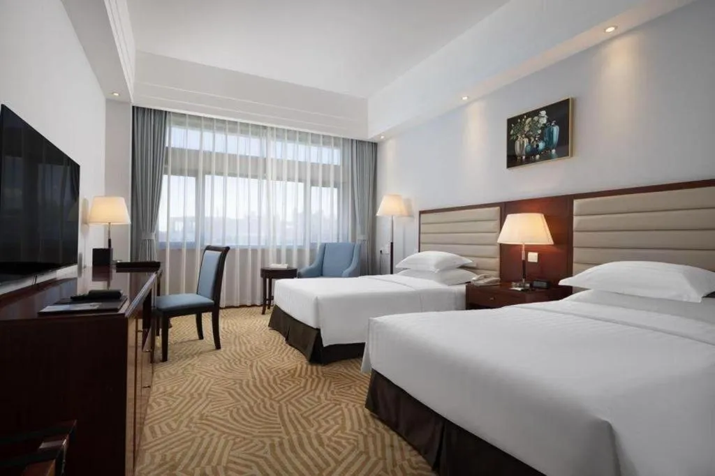 Bed in Paradise Jinjiang Hotel