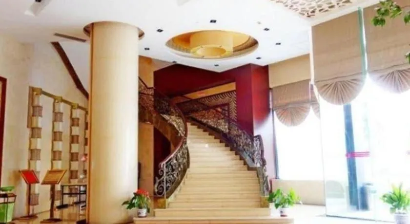 Paradise Jinjiang Hotel