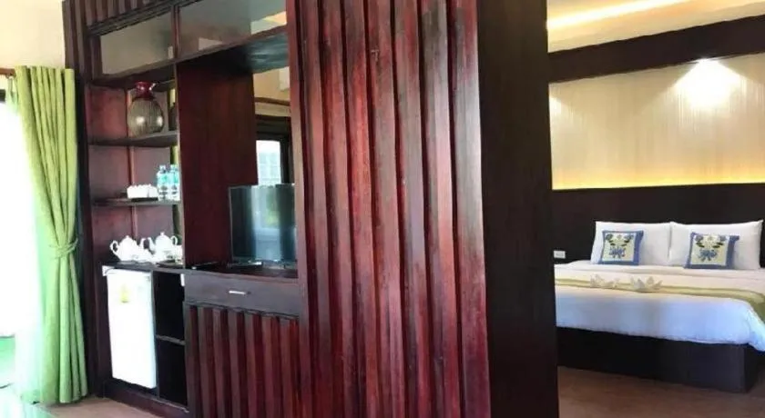 Bed in Saysamphanh Hotel