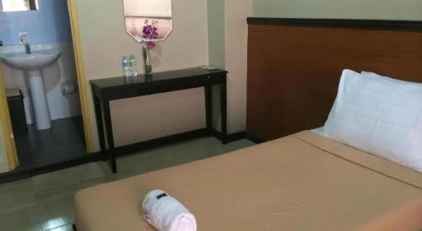 Bed in Ati-Atihan Festival Hotel